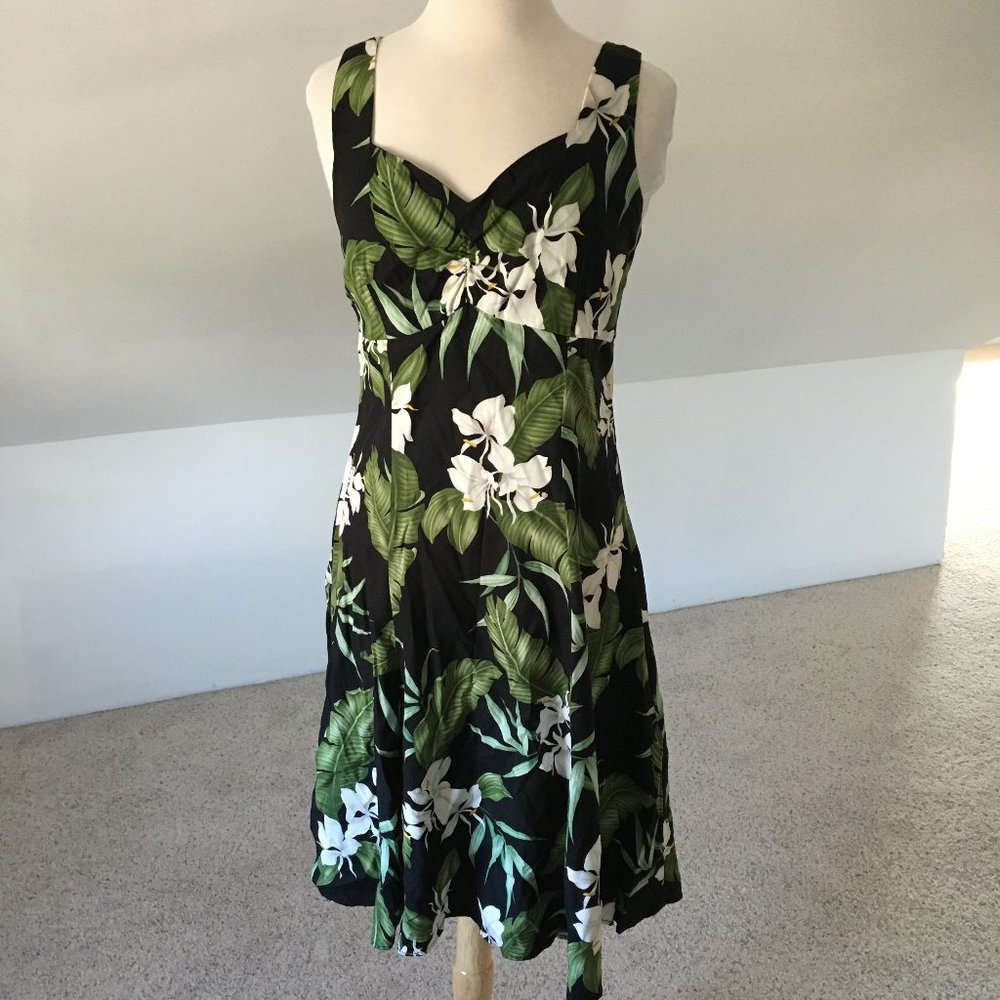 Haiwaiian Tropical Sweetheart Fit and Flare Dress